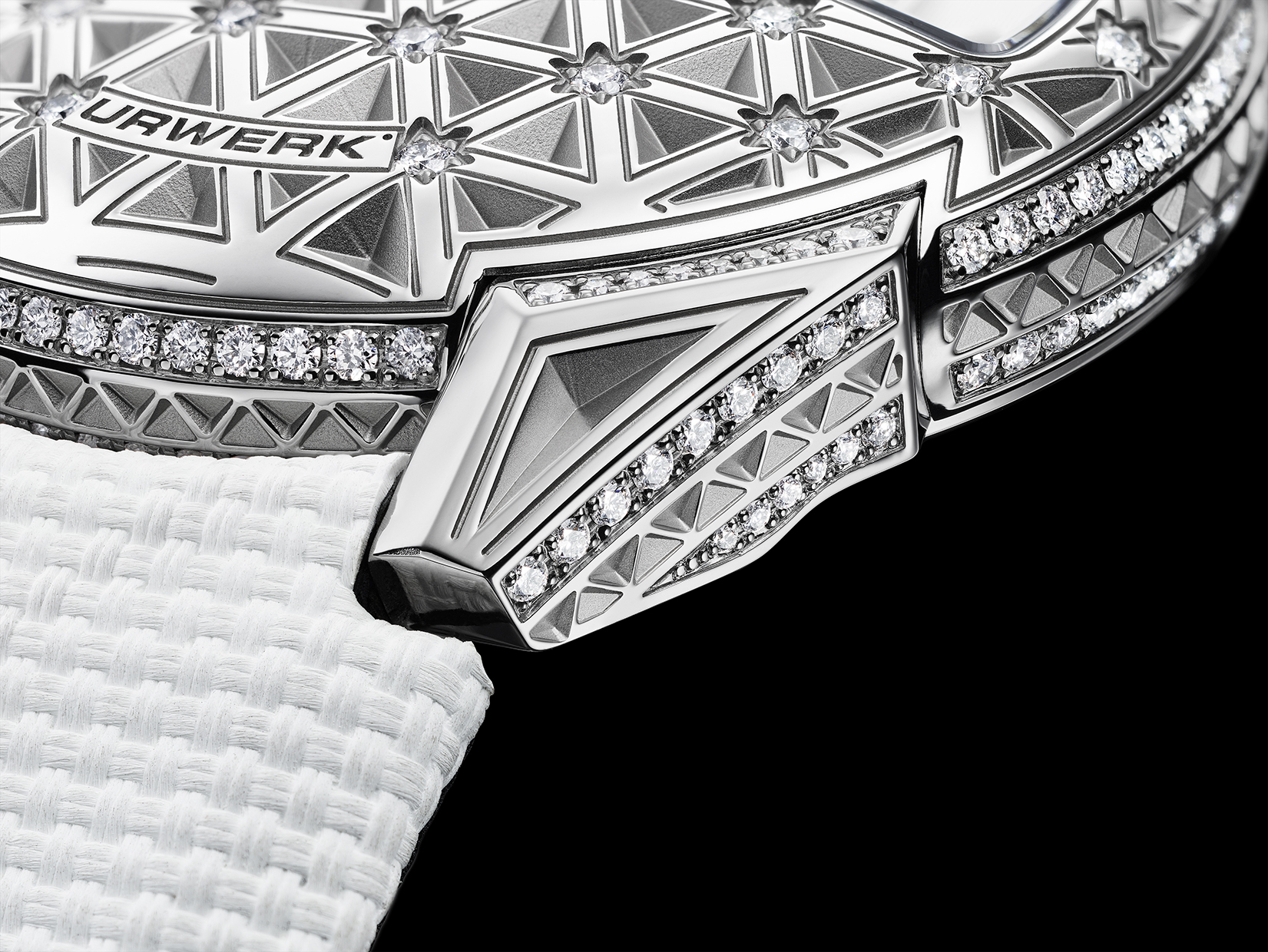 UR-101 Diamond Sky insight