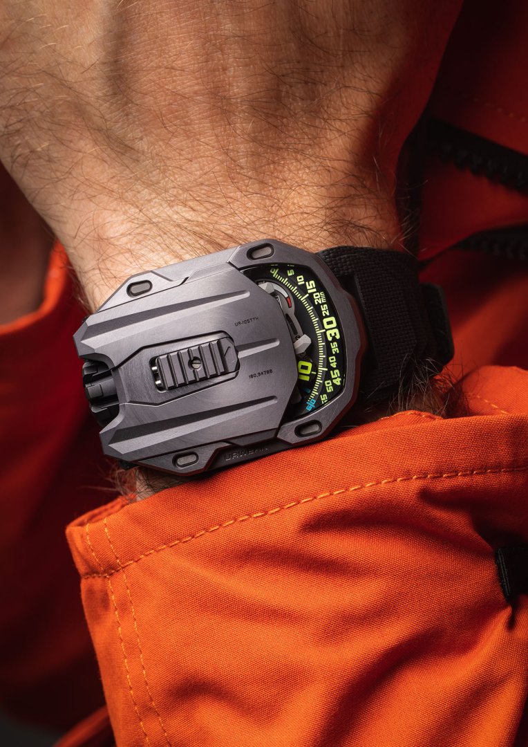 URWERK UR-105 TTH