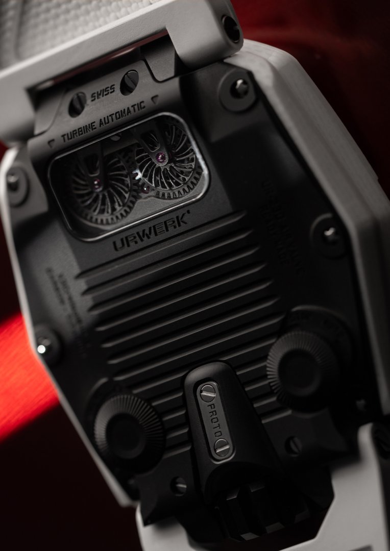 URWERK UR-230 Polaris