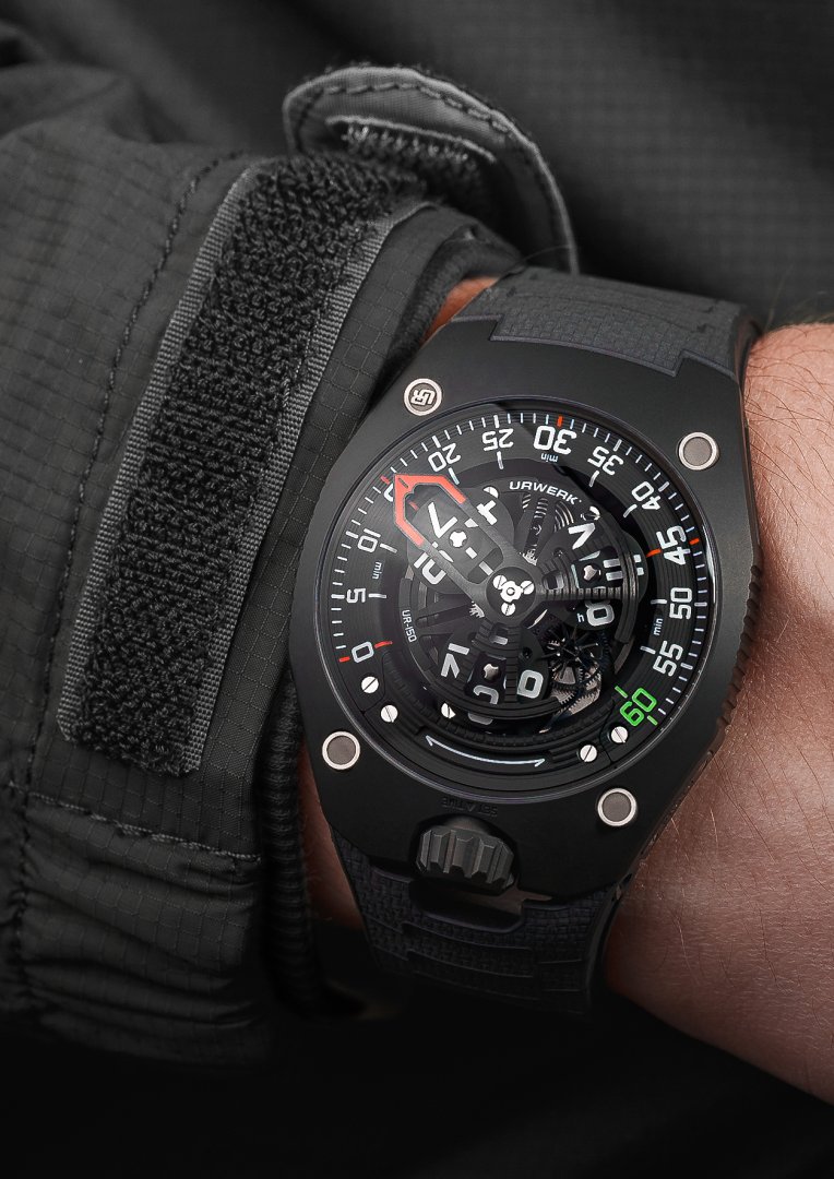 URWERK UR-150 Scorpion 