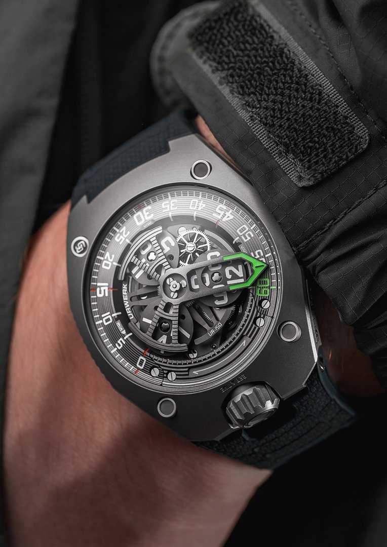 URWERK UR-150 Scorpion 