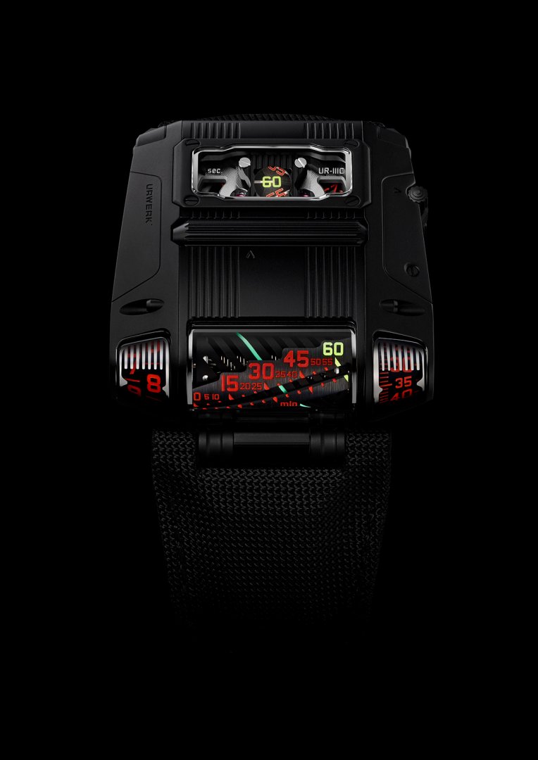 URWERK UR-111C Black