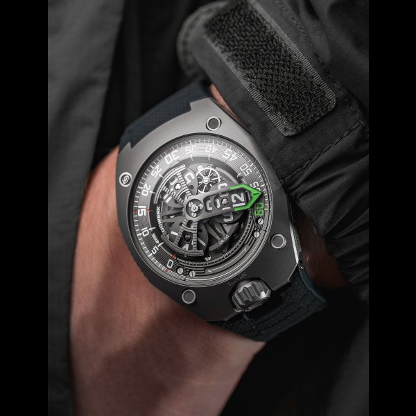 URWERK UR-150 Satellite Watch