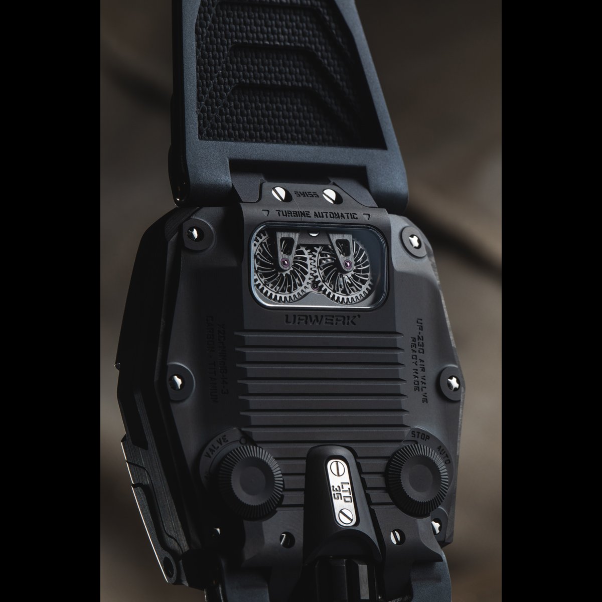 URWERK UR-230