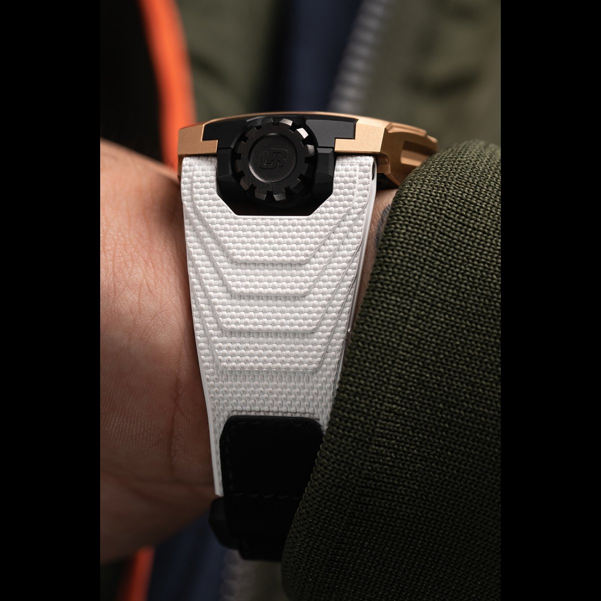 URWERK UR-220 RG Miami